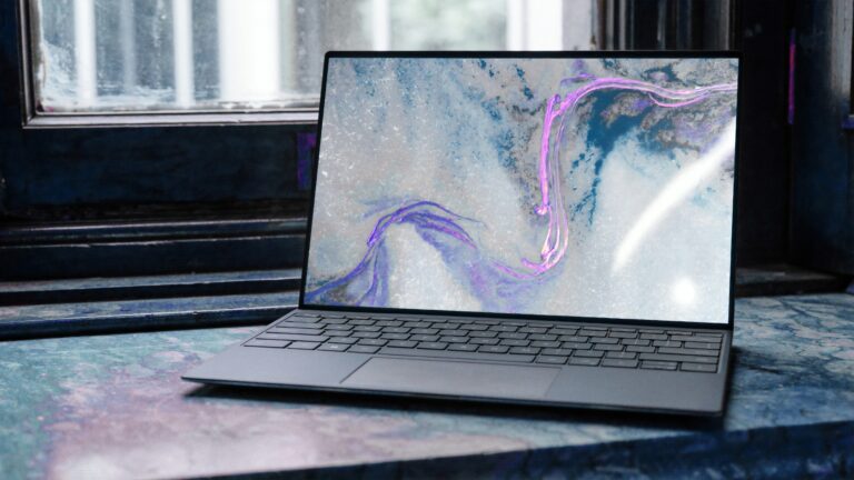 Dell laptop image
