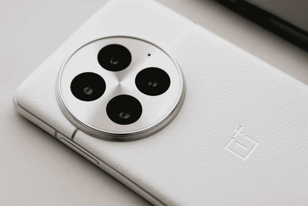 OnePlus 15